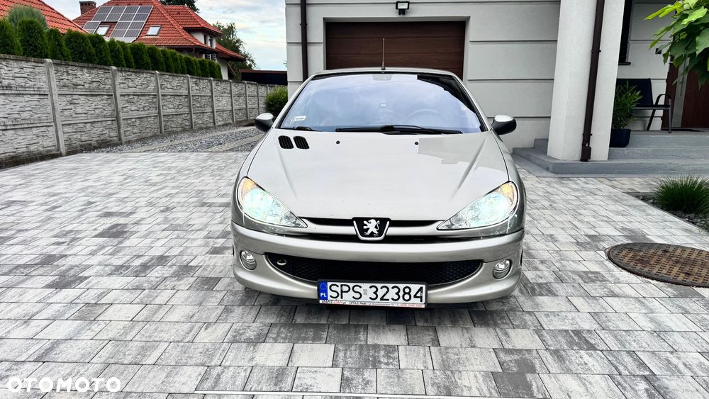 Peugeot 206 - 1