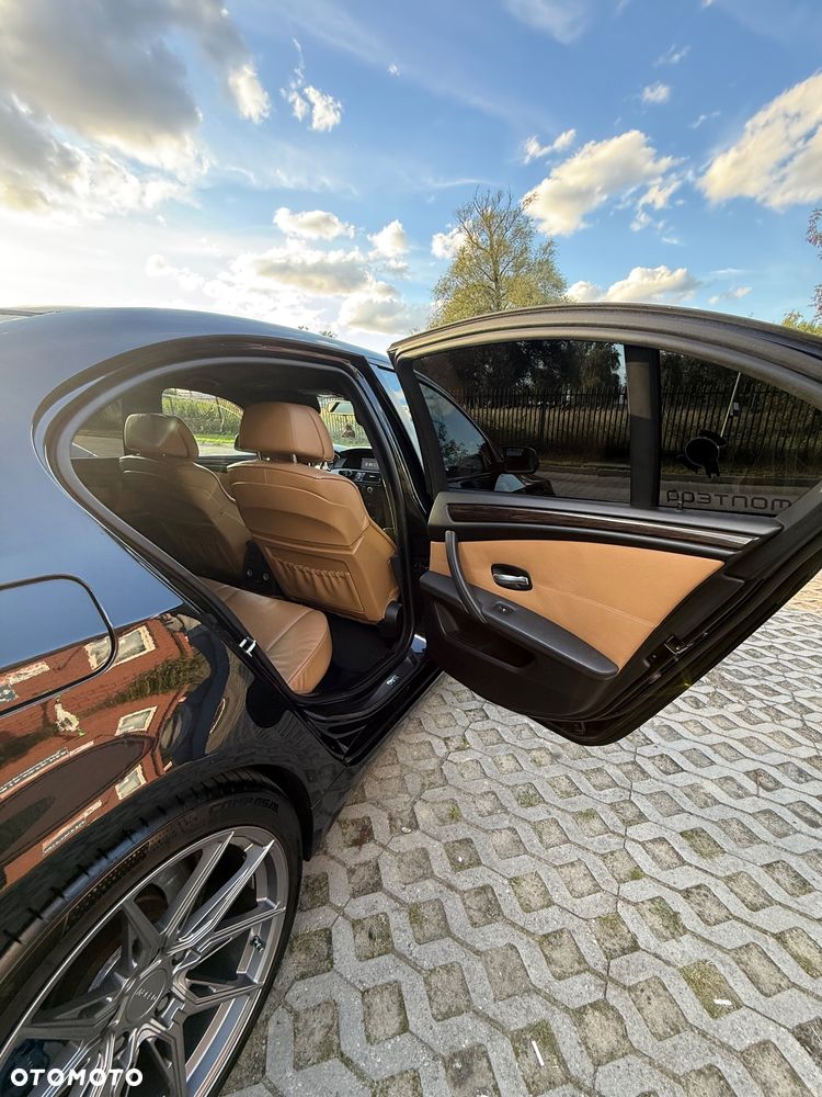 BMW Seria 5 530xd Edition Exclusive - 17