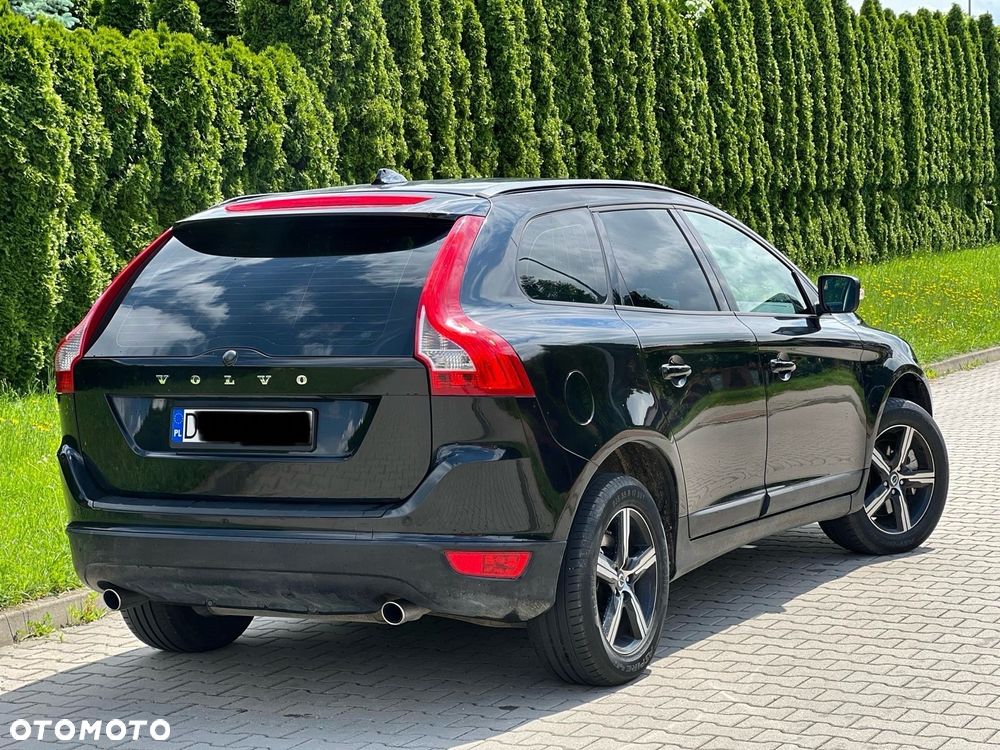 Volvo XC 60 - 4