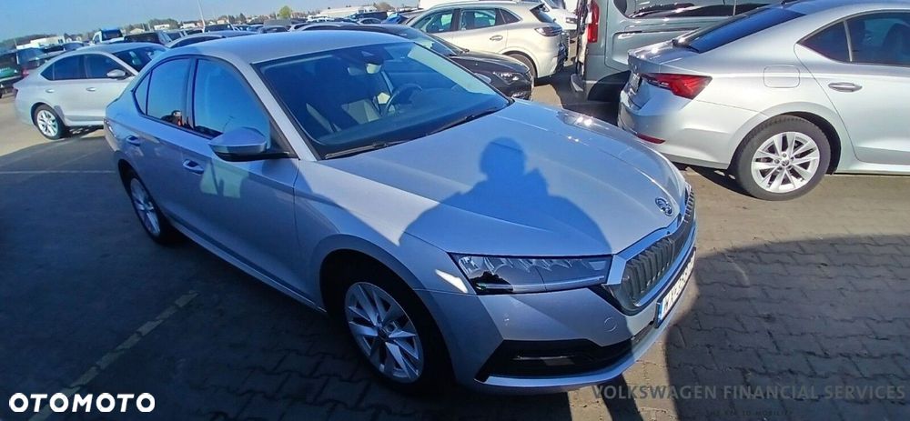Skoda Octavia 2.0 TDI Ambition DSG - 2