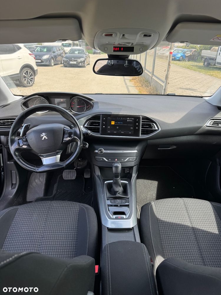 Peugeot 308 BlueHDi FAP 130 EAT8 Stop & Start Allure - 9