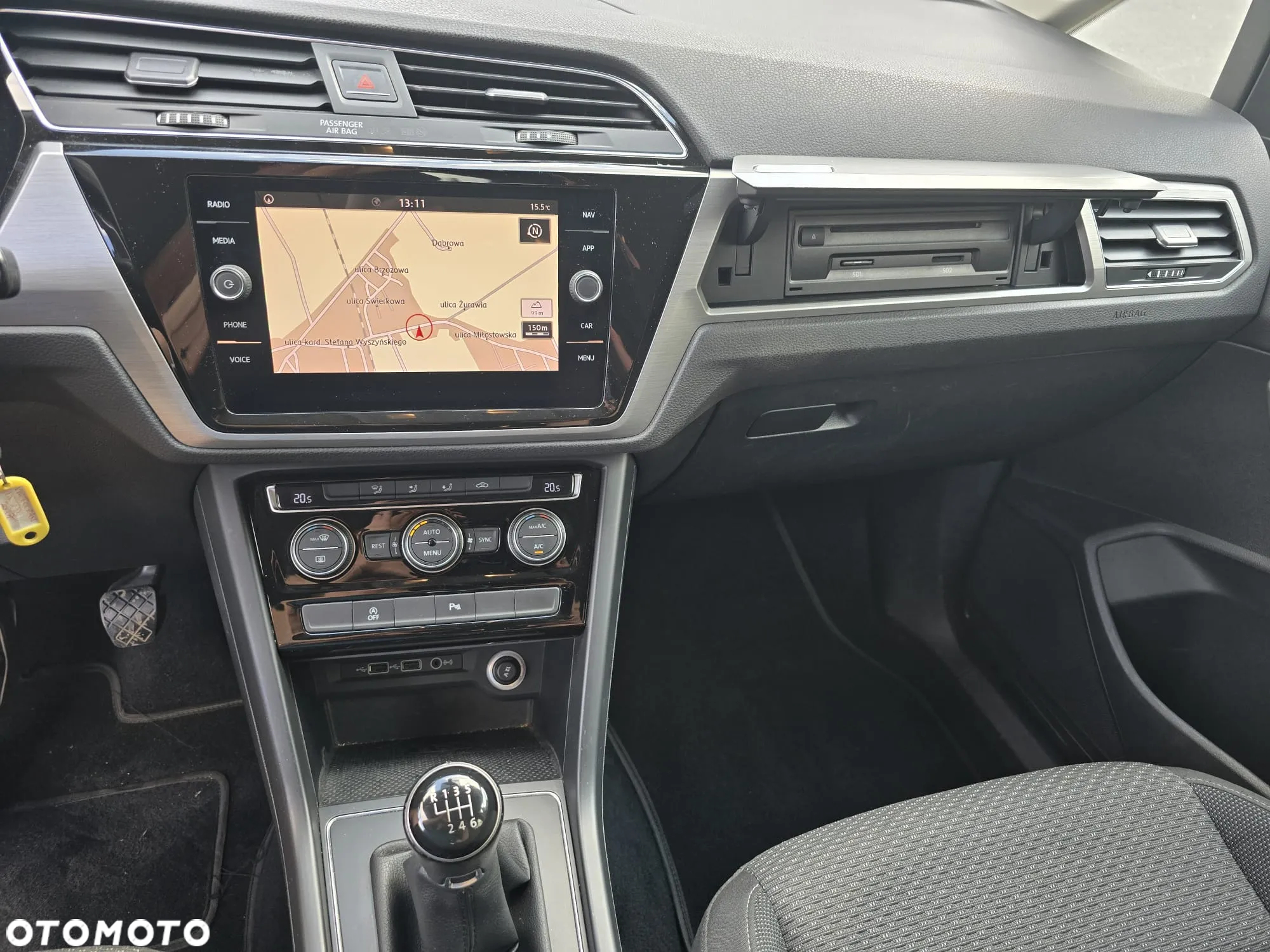 Volkswagen Touran 1.6 TDI SCR (BlueMotion Technology) Comfortline - 9