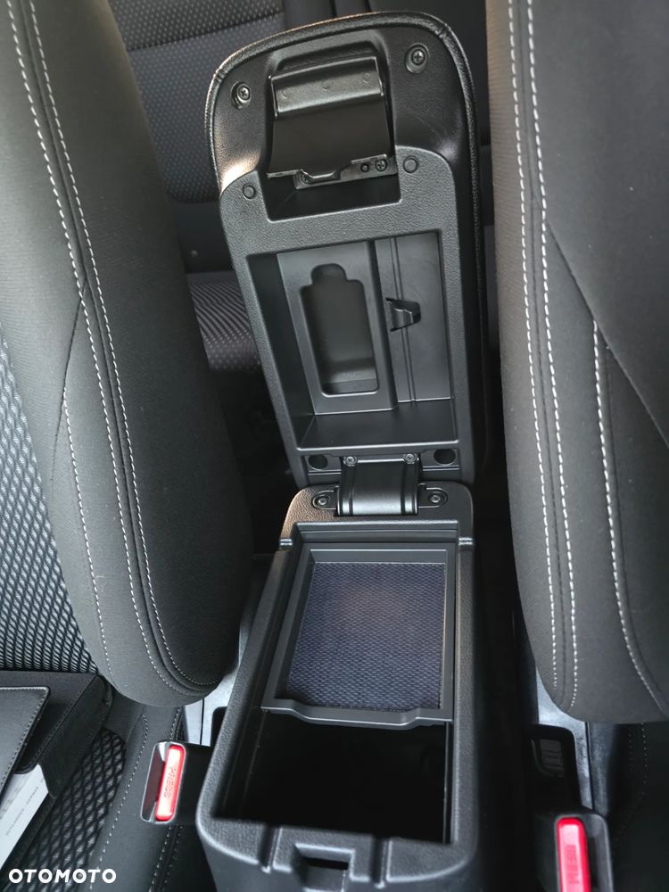 Mitsubishi Outlander 2.0 2WD CVT Edition - 19