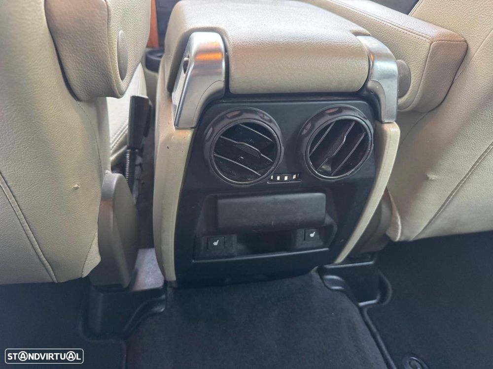 Land Rover Discovery TD V6 Aut. HSE - 17