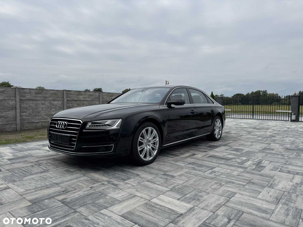 Audi A8 - 1