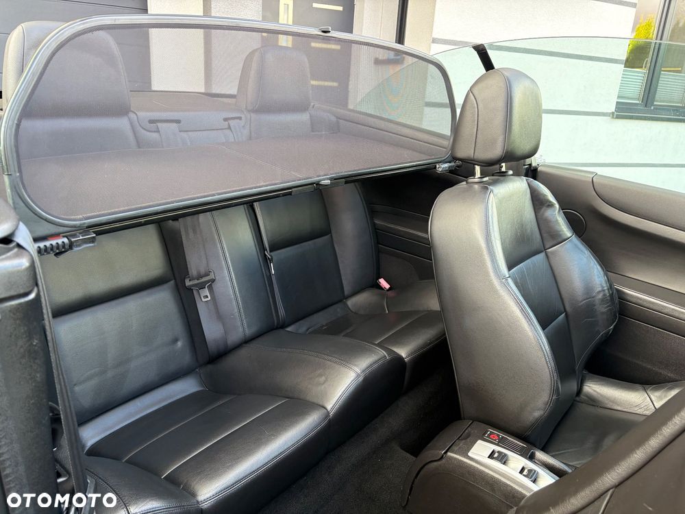 Peugeot 307 CC 2.0 - 32