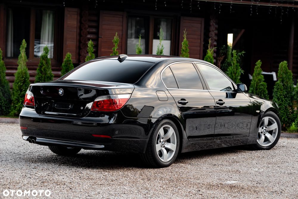 BMW Seria 5 530i - 13