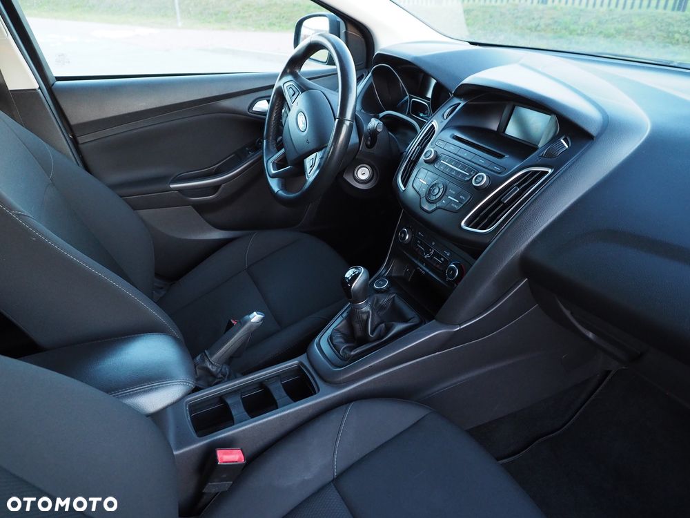 Ford Focus 1.6 Gold X - 10