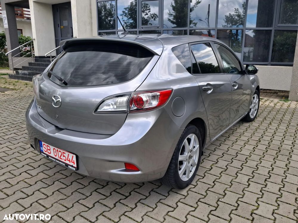 Mazda 3 - 1
