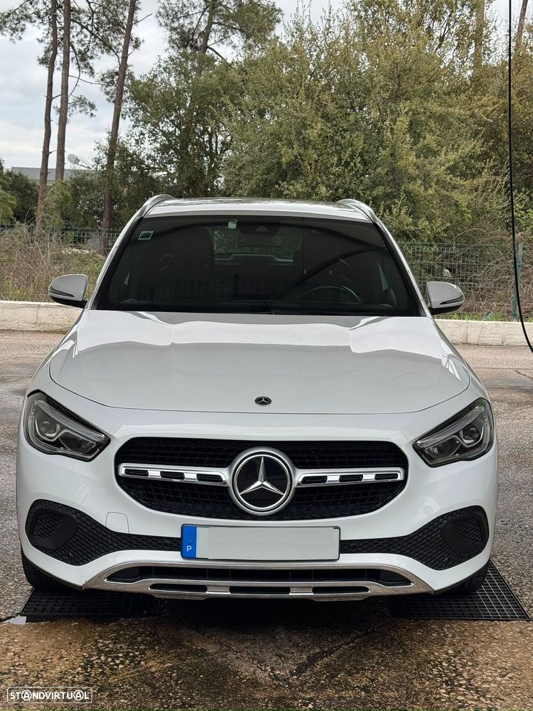 Mercedes-Benz GLA 250 e 8G-DCT Edition Plug-in-Hybrid - 1
