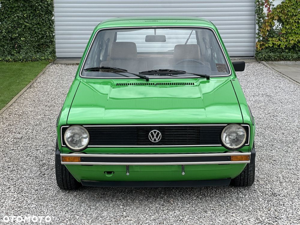 Volkswagen Golf - 2