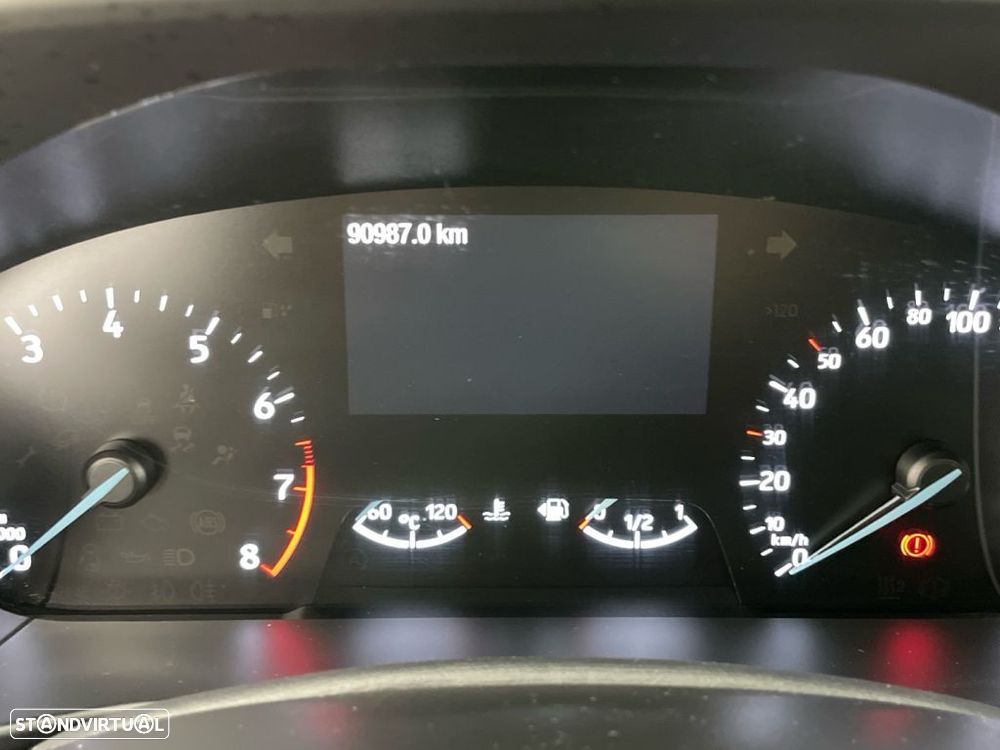 Ford Focus 1.0 EcoBoost Active - 9