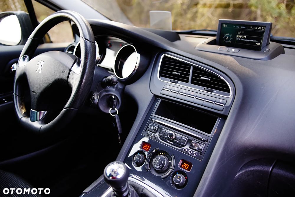 Peugeot 5008 HDI FAP 150 Allure - 31