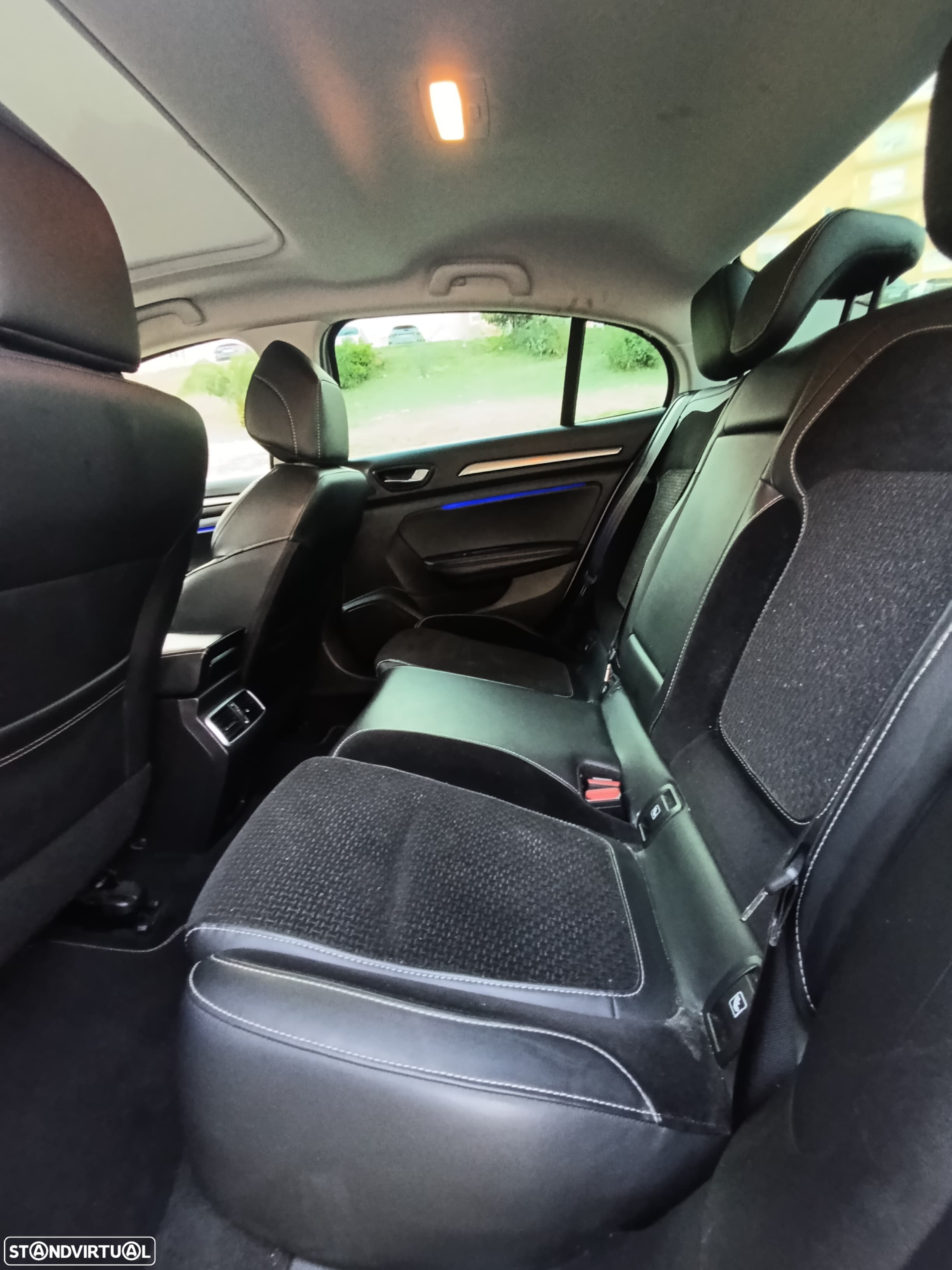 Renault Mégane Grand Coupe 1.5 dCi Executive - 14