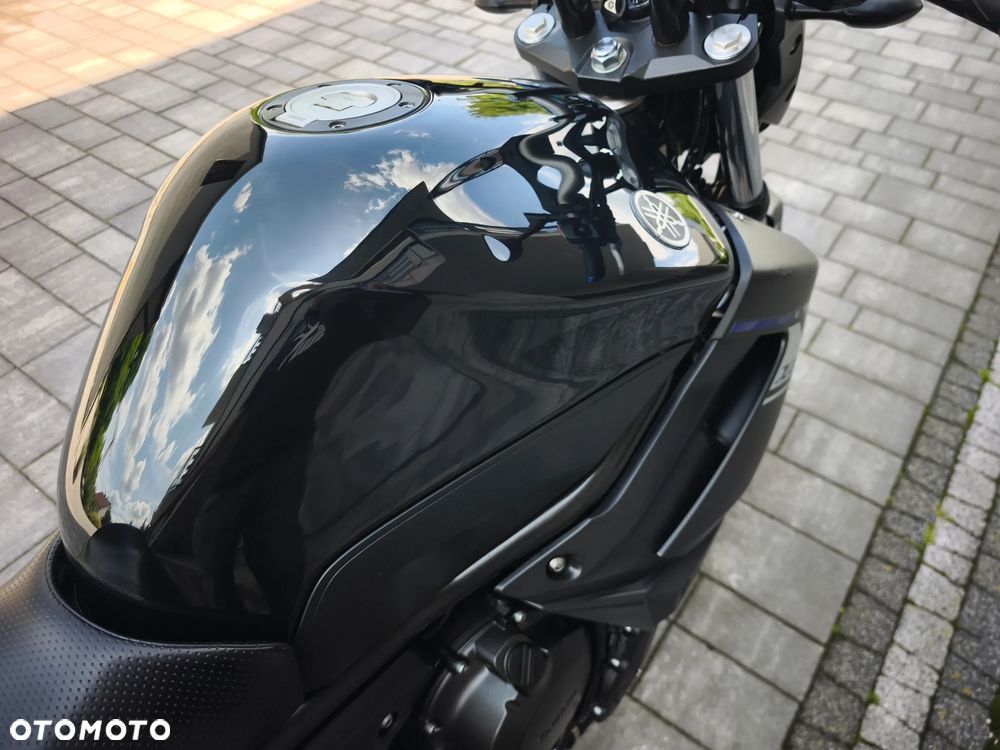 Yamaha XJ - 28