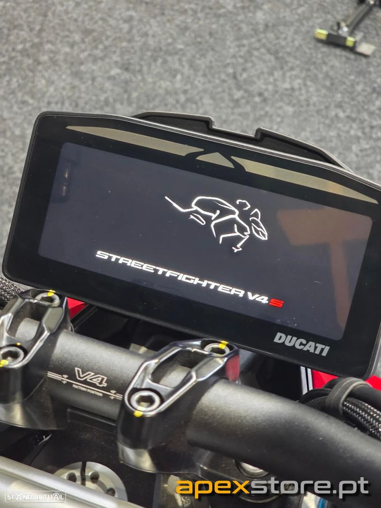 Ducati Streetfighter V4S - 6