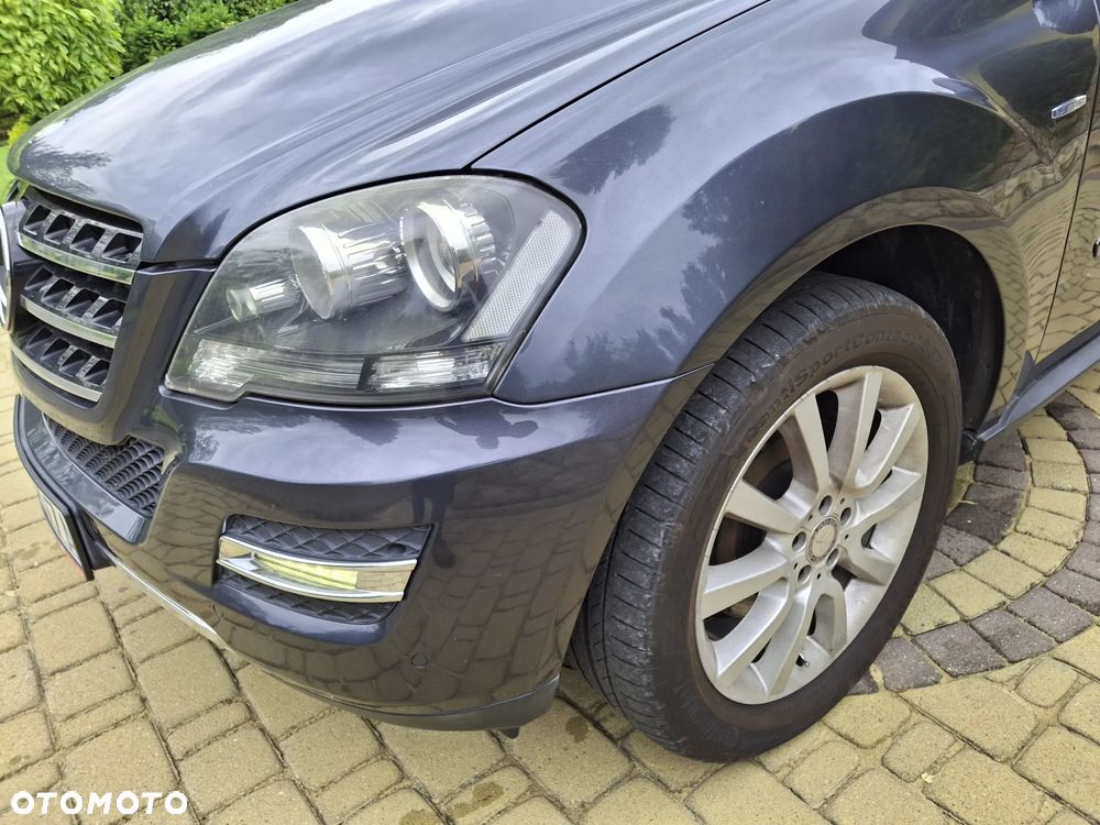 Mercedes-Benz ML - 9