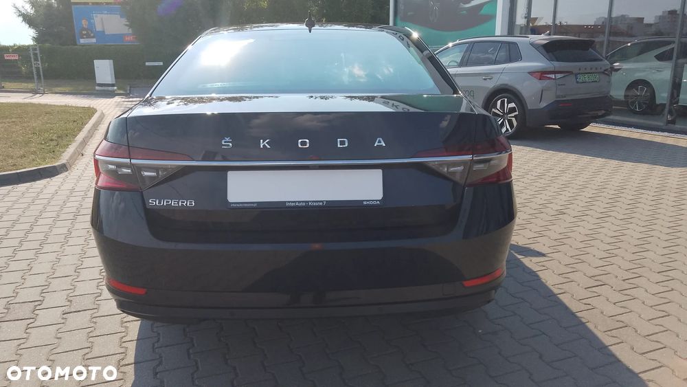 Skoda Superb 2.0 TSI Ambition DSG - 7
