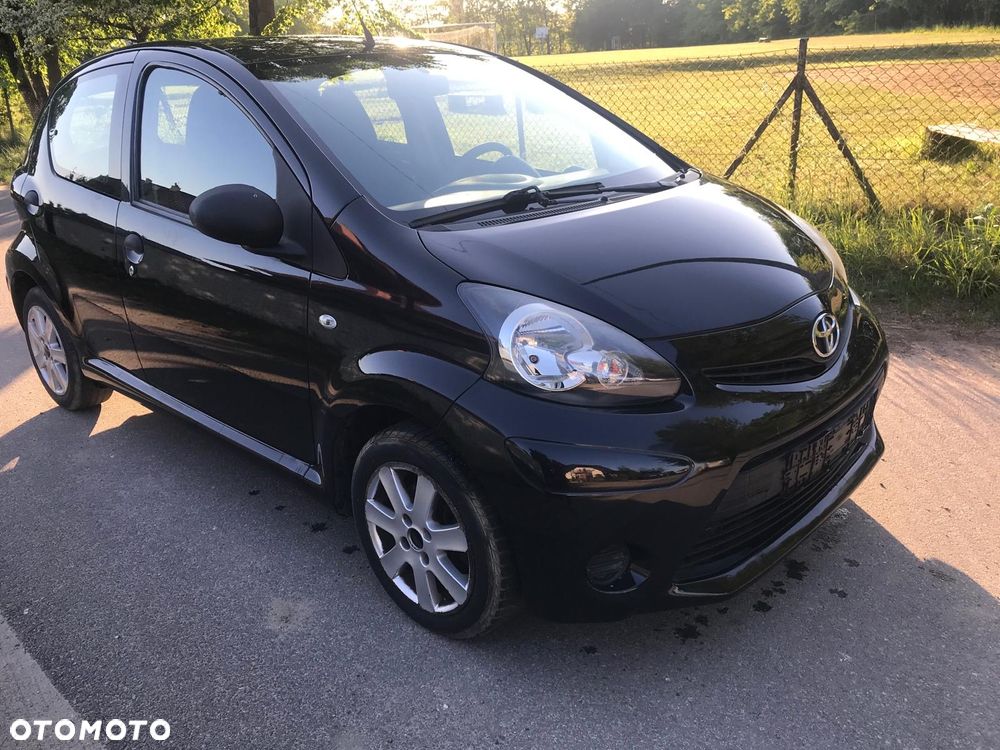 Toyota Aygo Connect - 3