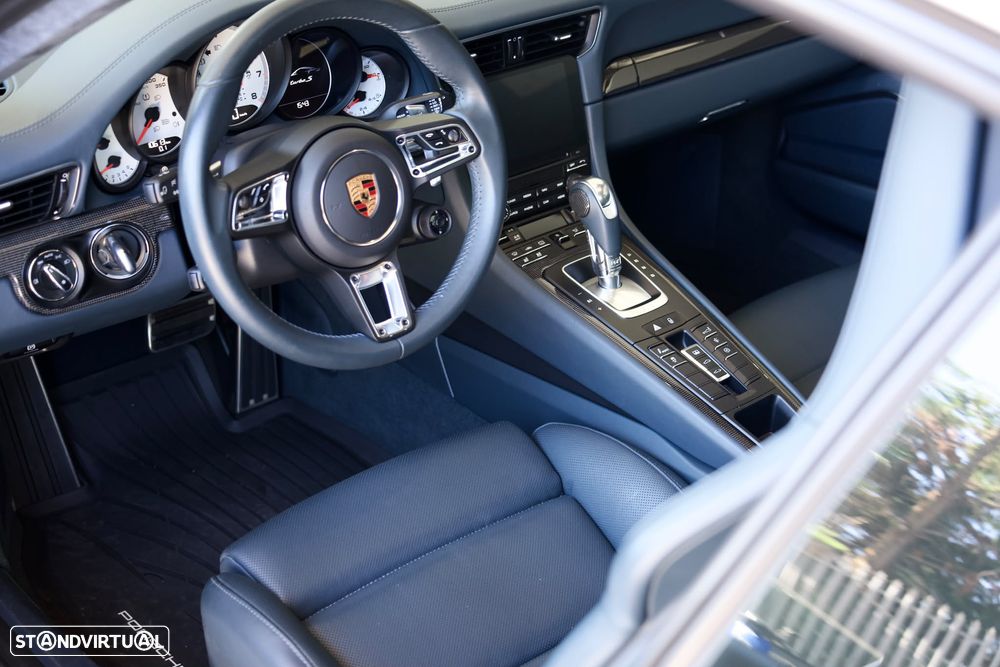 Porsche 911 (991) Turbo S PDK - 27