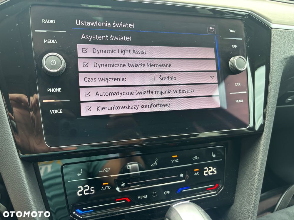 Volkswagen Passat 1.5 TSI EVO Elegance DSG - 32