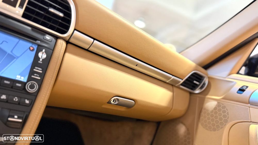 Porsche 911 (997) Carrera 4 S PDK - 40