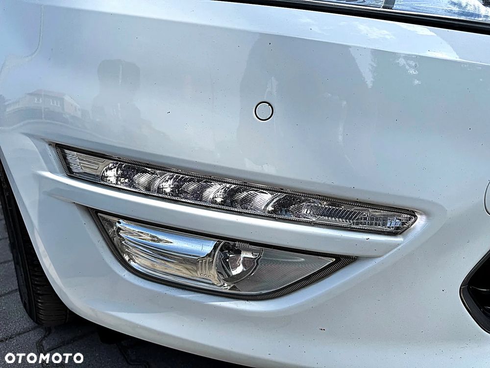 Ford Mondeo 2.0 TDCi Titanium - 10