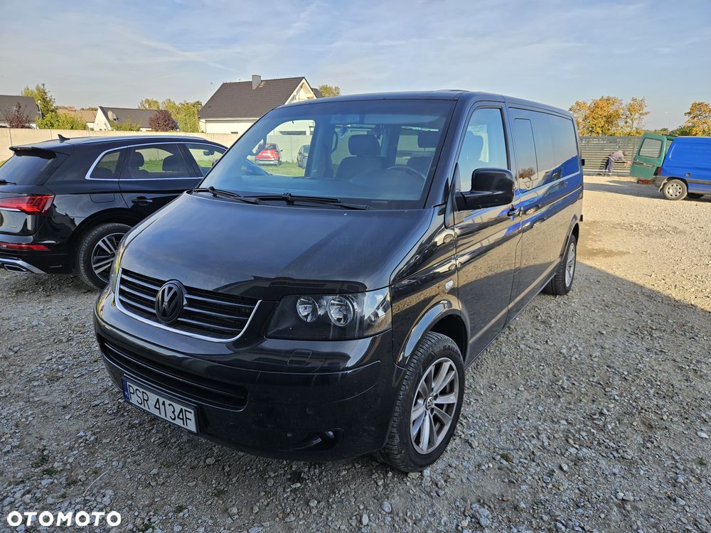 Volkswagen Caravelle - 5