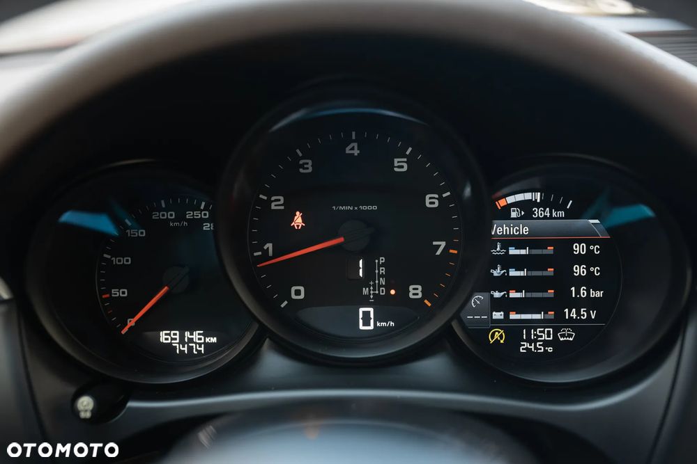 Porsche Macan - 20
