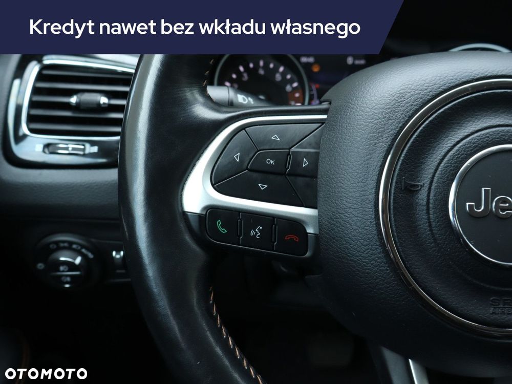 Jeep Compass - 23
