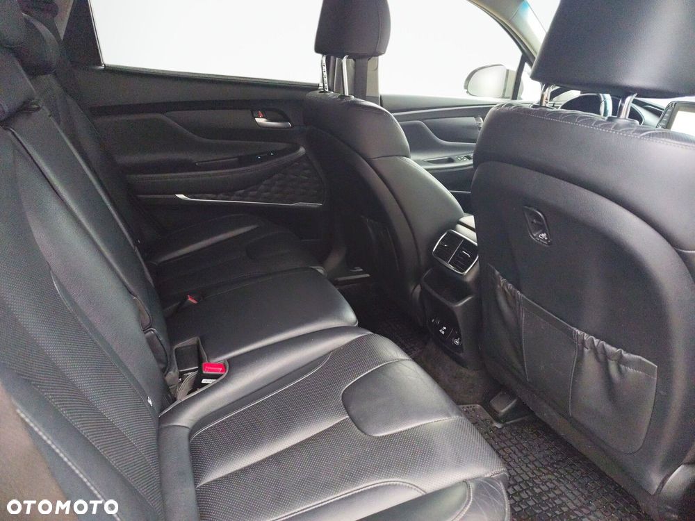Hyundai Santa Fe - 21