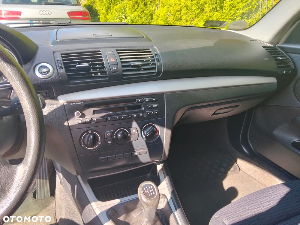 BMW Seria 1 - 10