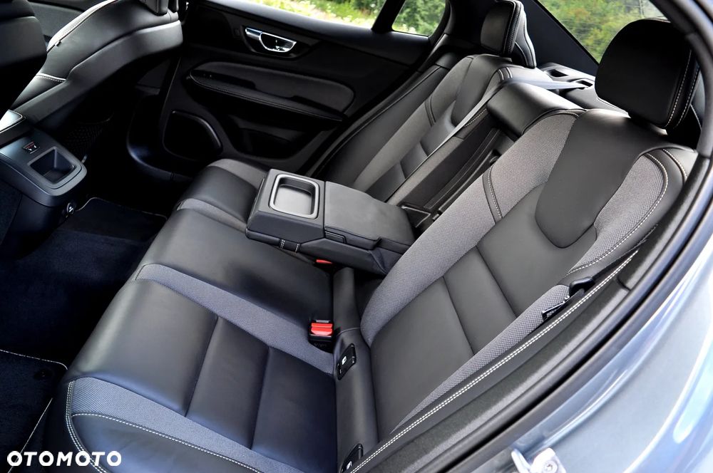 Volvo S60 - 30