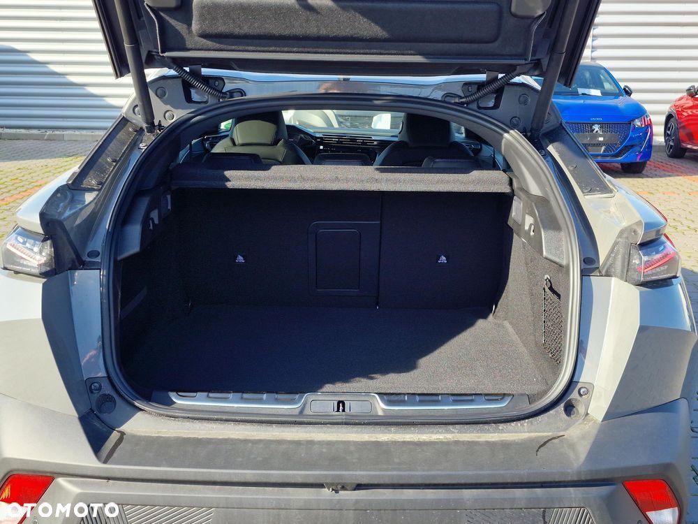 Peugeot 408 1.2 PureTech mHEV GT S&S e-DSC6 - 8