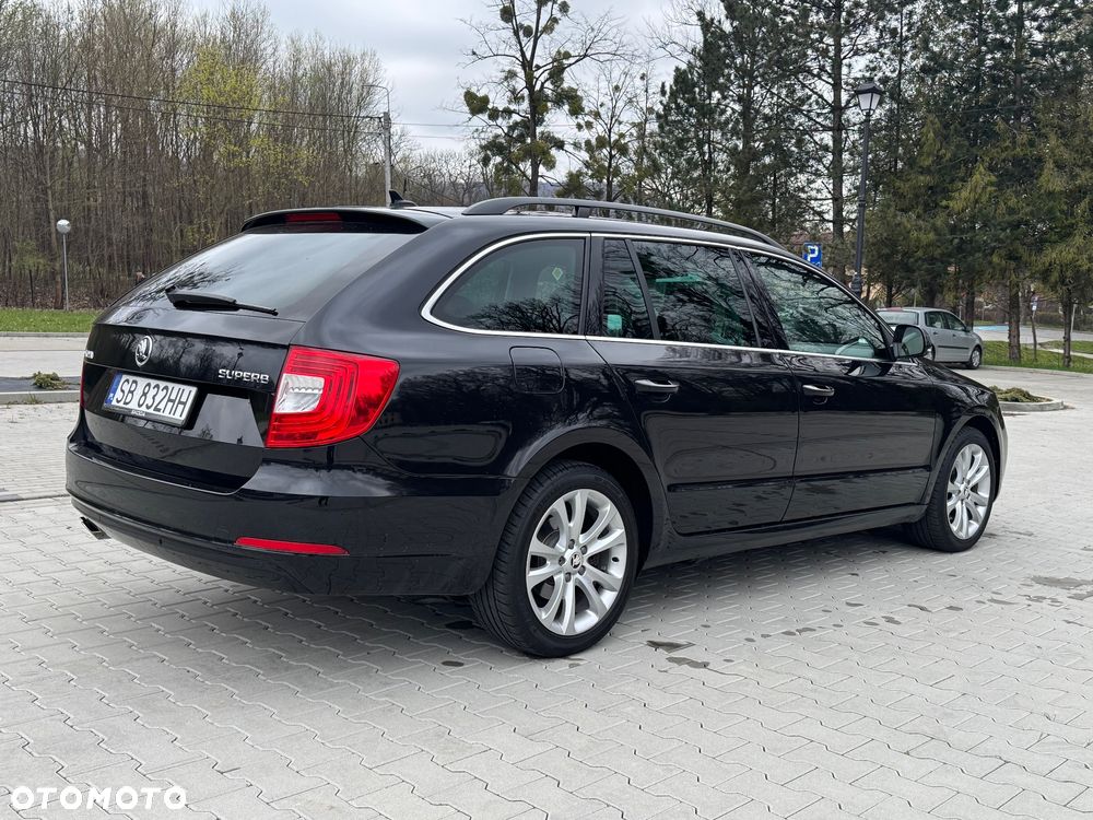 Skoda Superb 2.0 TDI Green tec 4x4 DSG Exclusive - 6