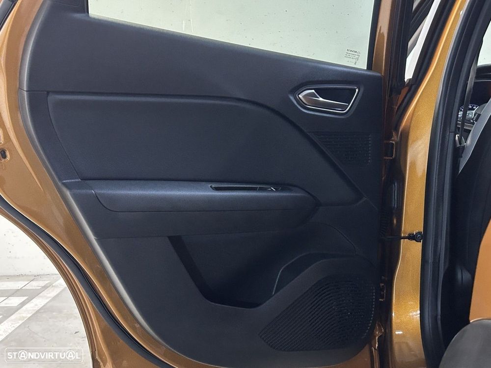 Renault Captur — fotografia 30