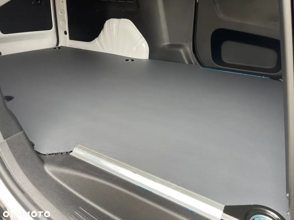 Toyota Proace City - 4