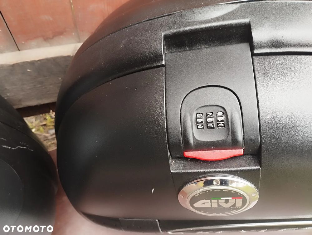 kufry boczne GIVI Keyless E41 Monokey Honda Yamaha Suzuki Kawasaki - 5