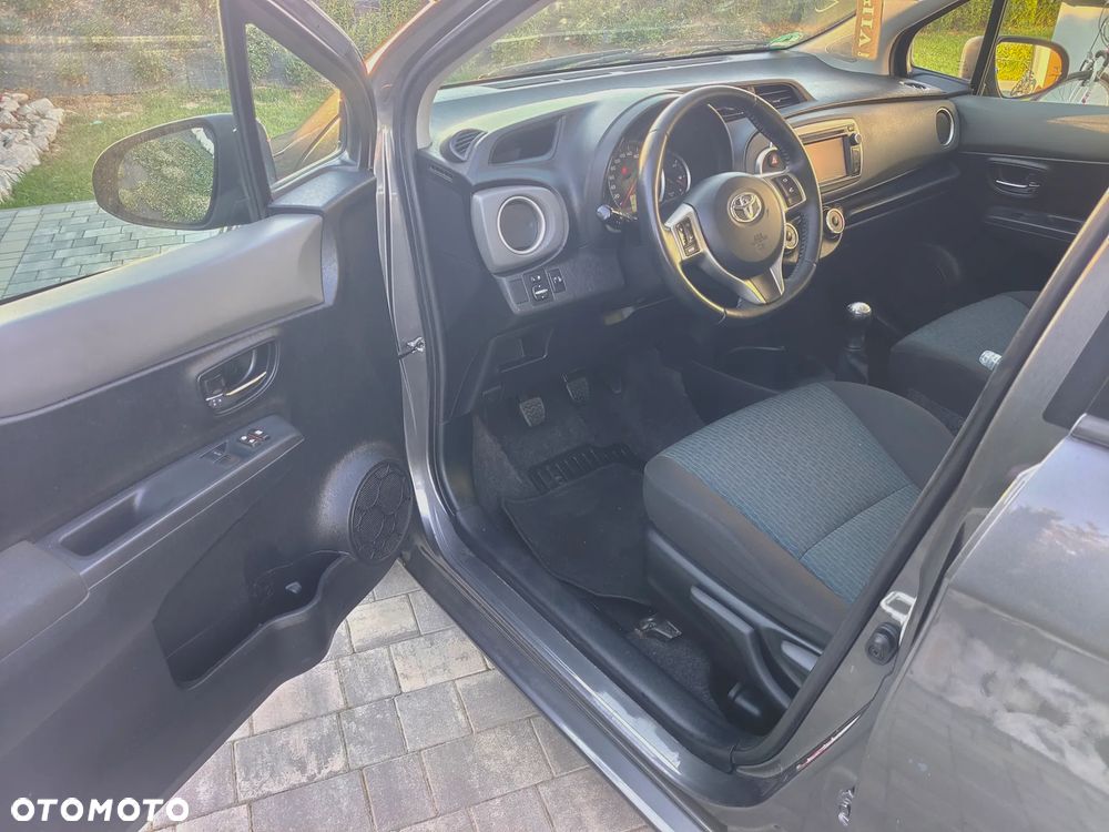 Toyota Yaris 1.0 Active - 19