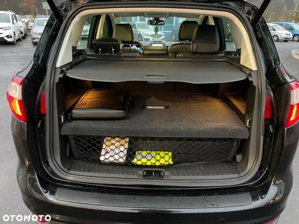 Ford C-MAX - 11