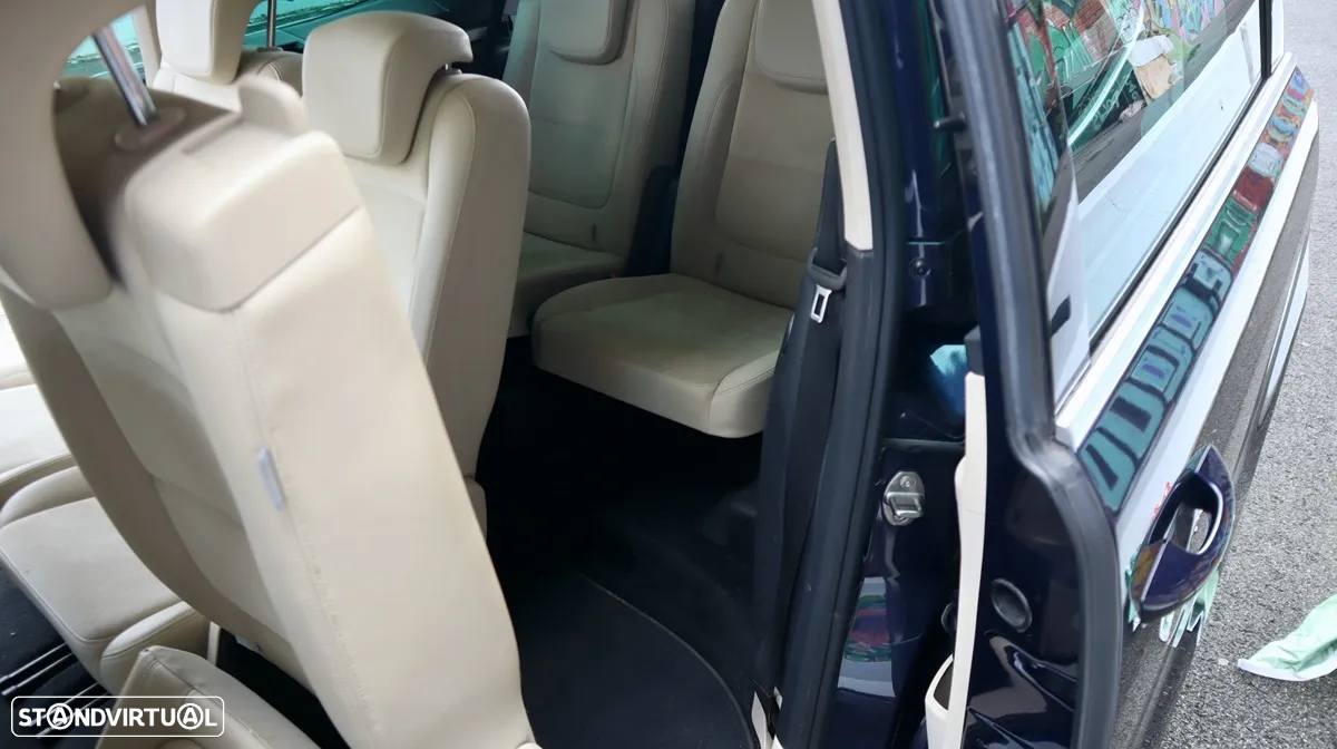 VW Sharan 2.0 TDI Blue Highline - 44
