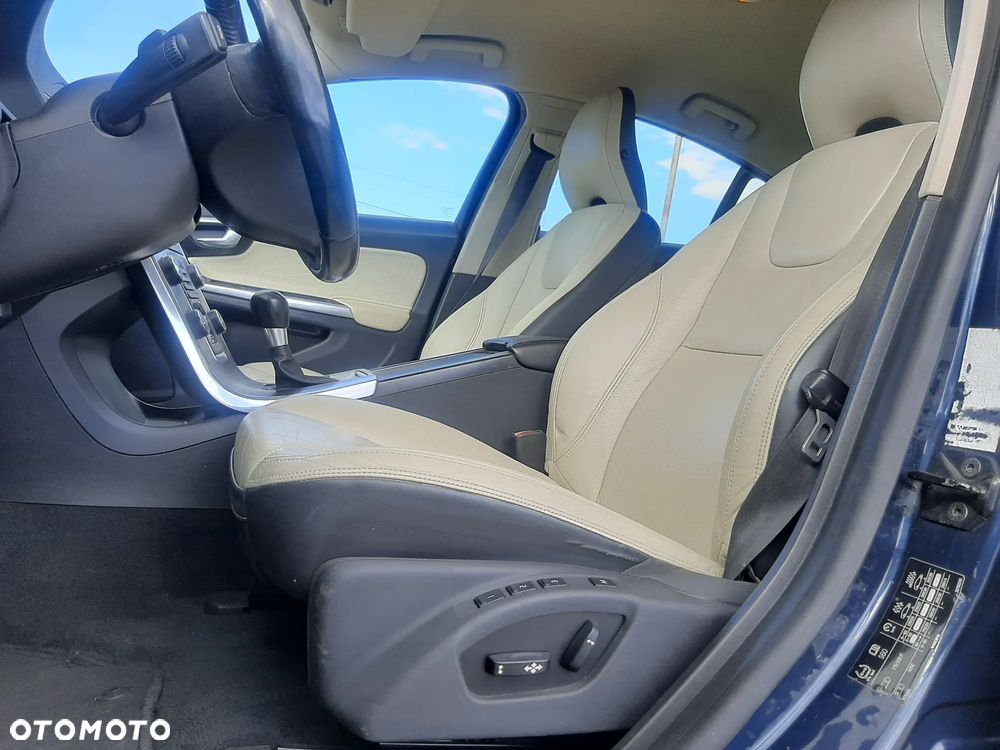 Volvo S60 DRIVe Momentum - 18