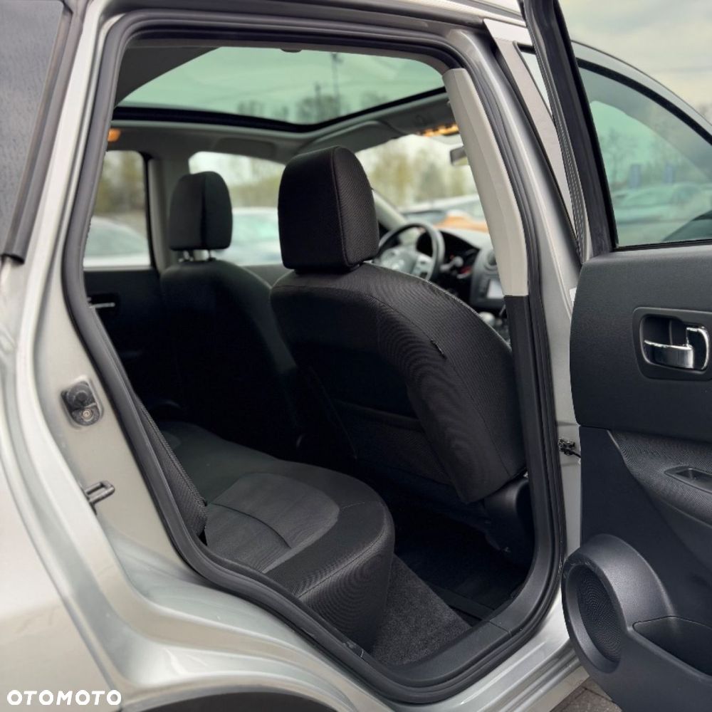 Nissan Qashqai - 25