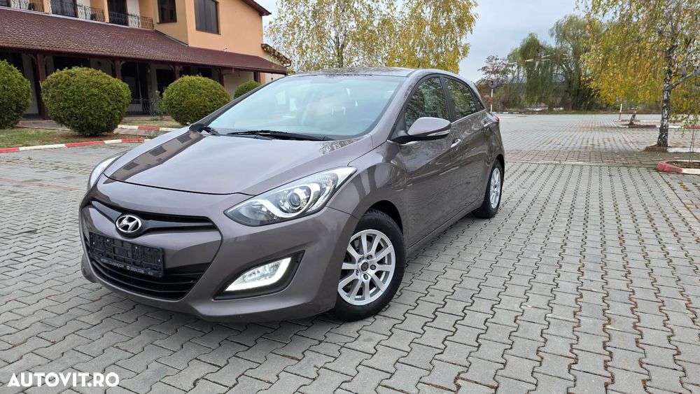 Hyundai i30 1.4 Fifa World Cup Edition - 1