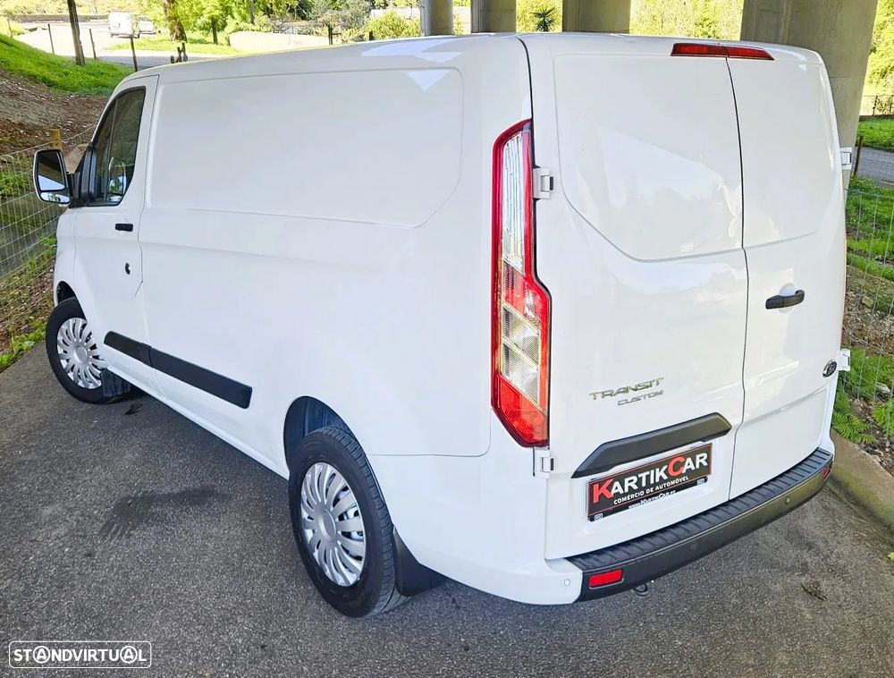 Ford Transit Custom L1H1 2.0 TDCI IVA DEDUTIVEL - 6