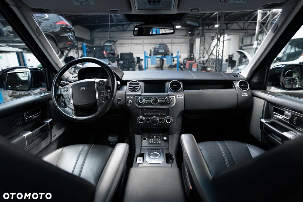 Land Rover Discovery IV 3.0 SD V6 HSE EU6 - 18
