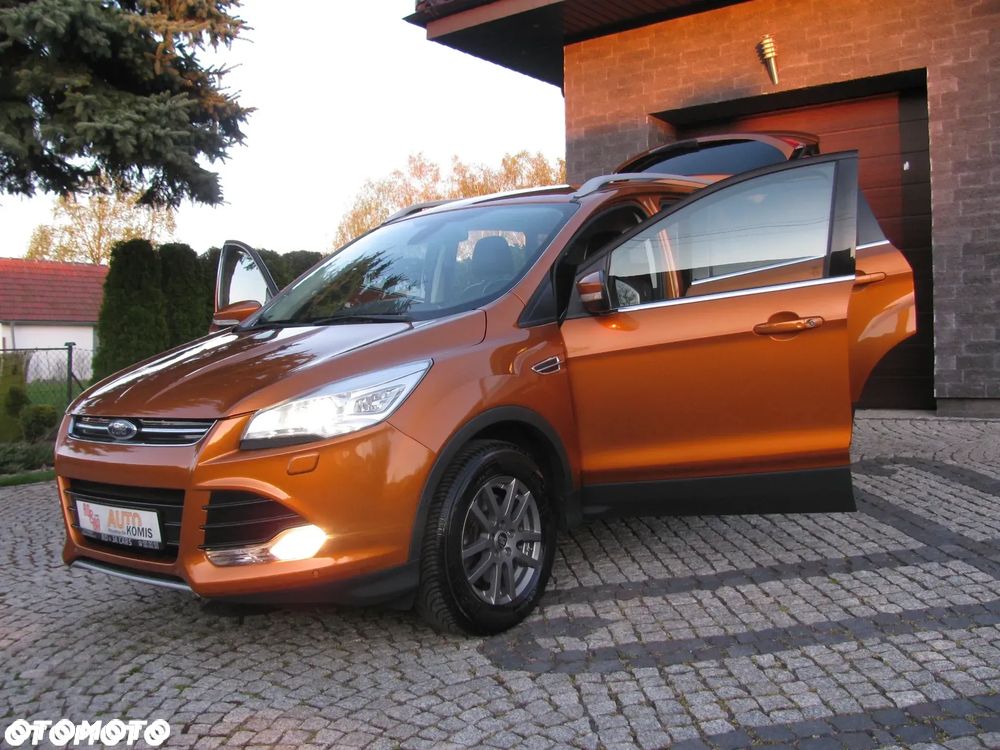 Ford Kuga 2.0 TDCi 2x4 Titanium - 11