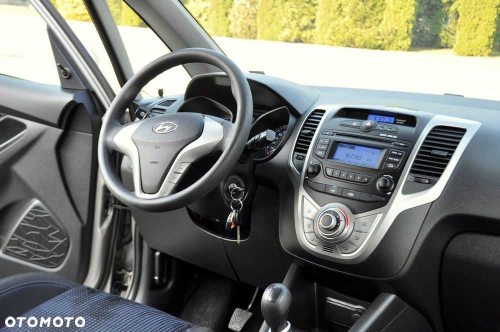 Hyundai ix20 - 25