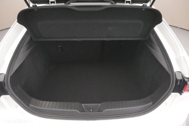 Mazda 3 2.0 mHEV Exclusive Line - 15