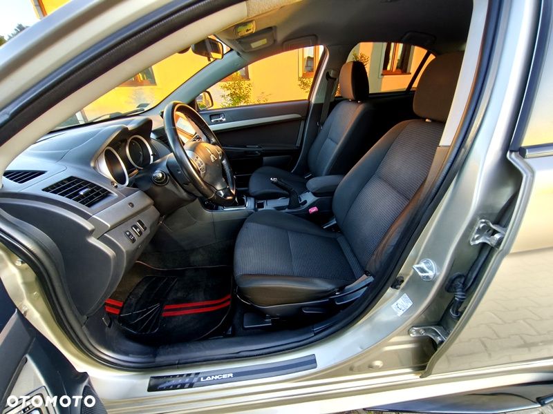 Mitsubishi Lancer 1.8 Instyle NAVI - 9